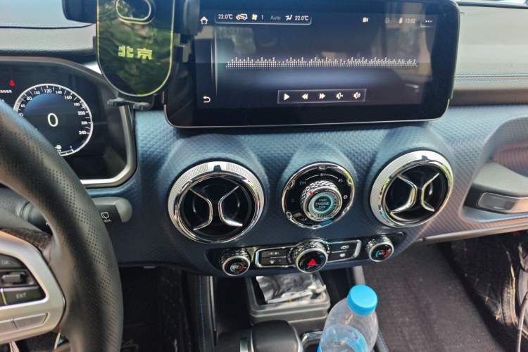 Used BAIC Off-Road BJ40 2019 2.3T Automatic Four-Wheel Drive Ring the Tower Champion Edition China VI Audio And AC Panel