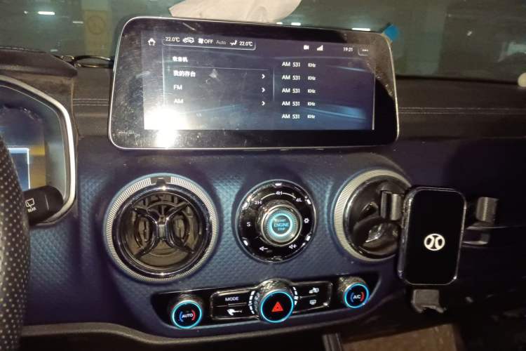 Used BAIC Off-Road BJ40 2019 2.3T Automatic Four-Wheel Drive Ring the Tower Champion Edition China VI Audio And AC Panel