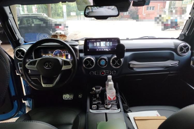 Used BAIC Off-Road BJ40 2019 2.3T Automatic Four-Wheel Drive Ring the Tower Champion Edition China VI Center Console