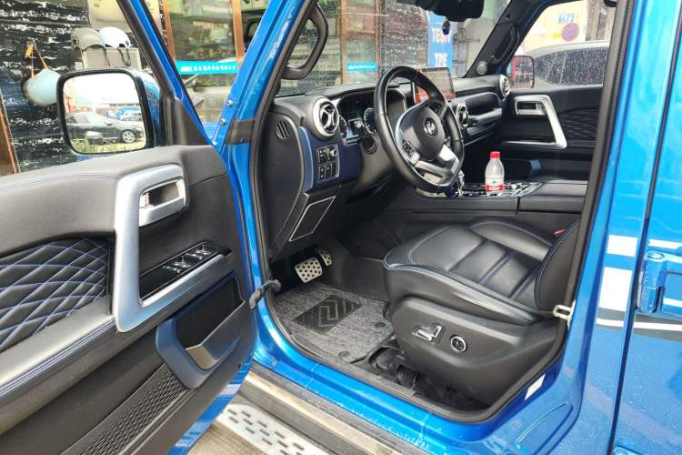 Used BAIC Off-Road BJ40 2019 2.3T Automatic Four-Wheel Drive Ring the Tower Champion Edition China VI Driver Seat