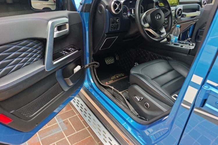 Used BAIC Off-Road BJ40 2019 2.3T Automatic Four-Wheel Drive Ring the Tower Champion Edition China VI Driver Seat