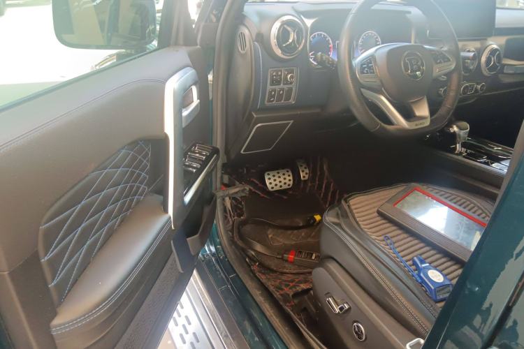 Used BAIC Off-Road BJ40 2019 2.0T Automatic Four-Wheel Drive Urban Hunter Edition Premium Model China V Emission Standard Driver Seat