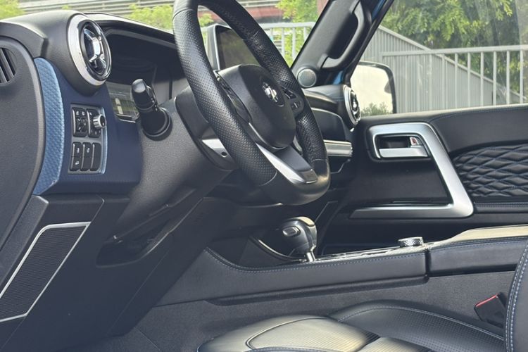 Used BAIC Off-Road BJ40 2019 2.3T Automatic Four-Wheel Drive Ring the Tower Champion Edition China VI Interior 2