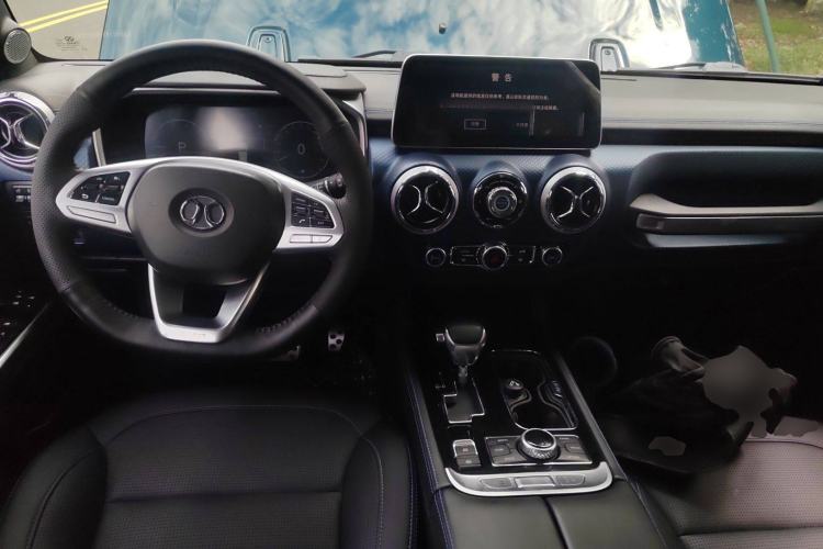 Used BAIC Off-Road BJ40 2019 Updated Version 2.0T Automatic All-Wheel Drive Urban Hunter Edition Premium China V Emission Standard Interior 2