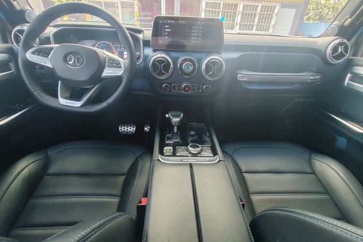 Used BAIC Off-Road BJ40 2019 2.3T Automatic Four-Wheel Drive Ring the Tower Champion Edition China VI Interior 4