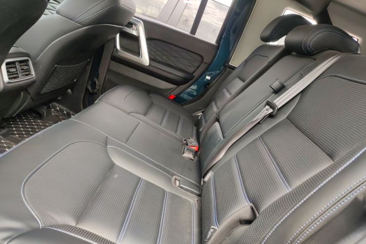 Used BAIC Off-Road BJ40 2019 Updated Version 2.0T Automatic All-Wheel Drive Urban Hunter Edition Premium China V Emission Standard Left Rear Seat