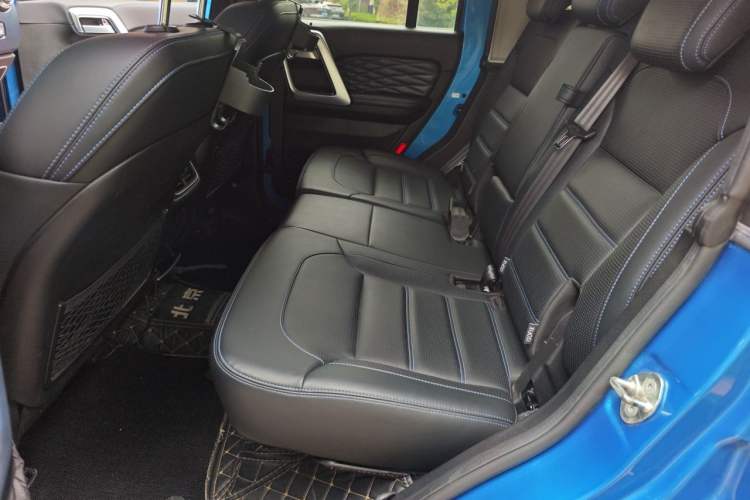 Used BAIC Off-Road BJ40 2019 2.3T Automatic Four-Wheel Drive Ring the Tower Champion Edition China VI Left Rear Seat