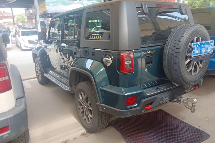 Used BAIC Off-Road BJ40 2019 2.0T Automatic Four-Wheel Drive Urban Hunter Edition Premium Model China V Emission Standard Left Side