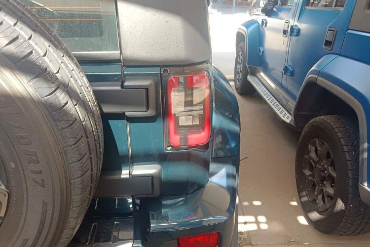 Used BAIC Off-Road BJ40 2019 2.0T Automatic Four-Wheel Drive Urban Hunter Edition Premium Model China V Emission Standard Right Rear Taillight