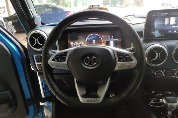 Used BAIC Off-Road BJ40 2019 2.3T Automatic Four-Wheel Drive Ring the Tower Champion Edition China VI Steering Wheel