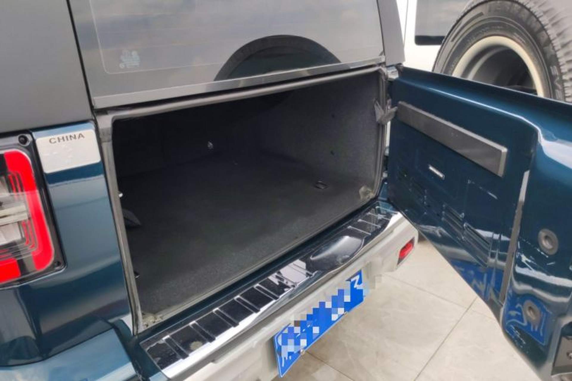 Used BAIC Off-Road BJ40 2019 Updated Version 2.0T Automatic All-Wheel Drive Urban Hunter Edition Premium China V Emission Standard Trunk