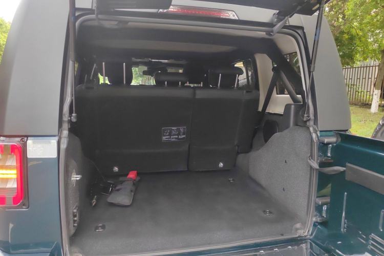 Used BAIC Off-Road BJ40 2019 Updated Version 2.0T Automatic All-Wheel Drive Urban Hunter Edition Premium China V Emission Standard Trunk