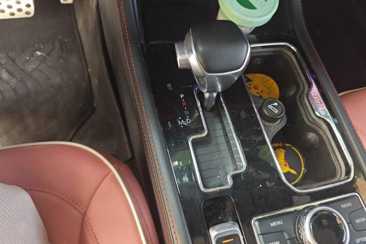 Used BAIC Off-Road BJ40 2019 Updated Version 2.0T Automatic All-Wheel Drive Urban Hunter Edition Premium China V Emission Standard Gear Lever