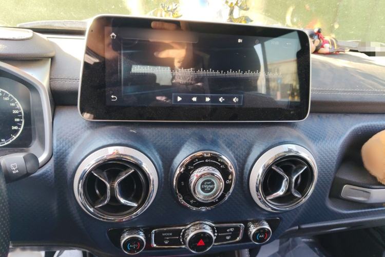 Used BAIC Off-Road BJ40 2019 PLUS 2.3T Automatic Four-Wheel Drive Premium Edition China VI Audio And AC Panel