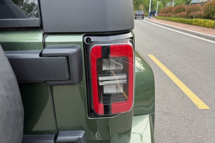 Used BAIC Off-Road BJ40 2019 PLUS 2.3T Automatic Four-Wheel Drive Flagship Edition China VI Emission Standard Exterior 6