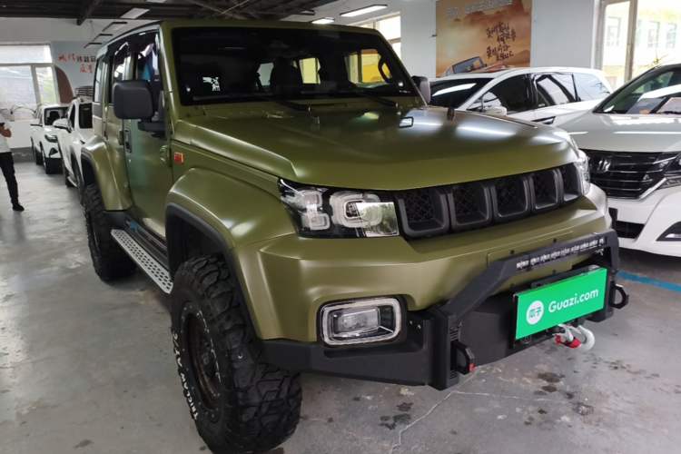 Used BAIC Off-Road BJ40 2019 2.3T Automatic Four-Wheel Drive Shengshi Huazhang Edition China VI Emission Standard Front Right 45 Deg