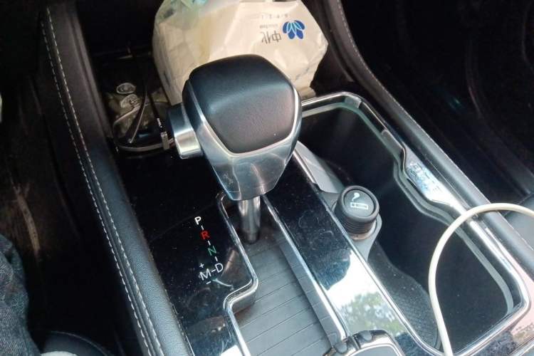 Used BAIC Off-Road BJ40 2019 2.0T Automatic Four-Wheel Drive Urban Hunter Edition Flagship Model China V Emission Standard Gear Lever