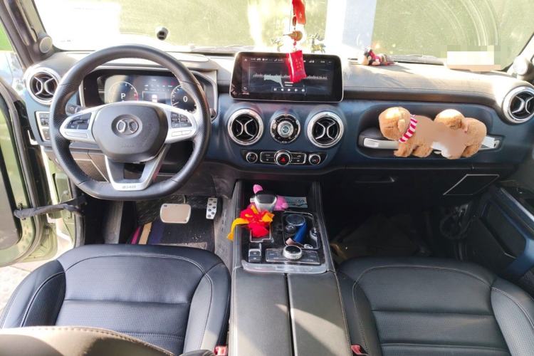 Used BAIC Off-Road BJ40 2019 PLUS 2.3T Automatic Four-Wheel Drive Premium Edition China VI Interior 2