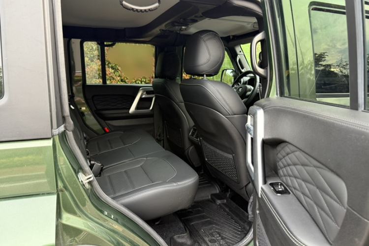 Used BAIC Off-Road BJ40 2019 PLUS 2.3T Automatic Four-Wheel Drive Flagship Edition China VI Emission Standard Interior 2