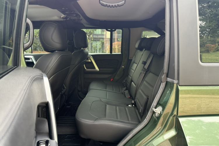 Used BAIC Off-Road BJ40 2019 PLUS 2.3T Automatic Four-Wheel Drive Flagship Edition China VI Emission Standard Interior 4