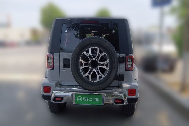 Used BAIC Off-Road BJ40 2019 2.0T Automatic Four-Wheel Drive Urban Hunter Edition Flagship Model China V Emission Standard Rear