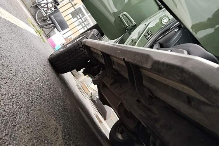 Used BAIC Off-Road BJ40 2019 PLUS 2.3T Automatic Four-Wheel Drive Flagship Edition China VI Emission Standard Right Side Sill