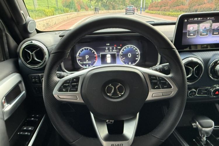 Used BAIC Off-Road BJ40 2019 PLUS 2.3T Automatic Four-Wheel Drive Flagship Edition China VI Emission Standard Steering Wheel