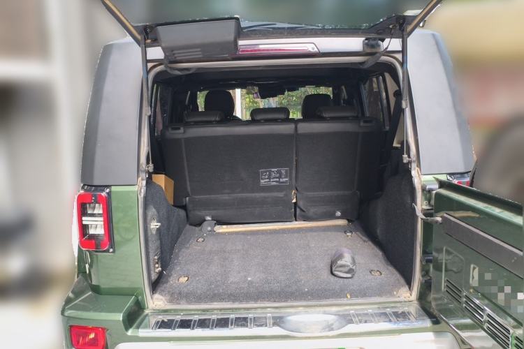 Used BAIC Off-Road BJ40 2019 PLUS 2.3T Automatic Four-Wheel Drive Premium Edition China VI Trunk