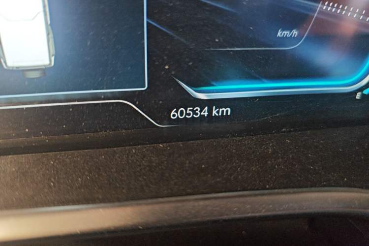 Used BAIC Off-Road BJ40 2019 Updated Version 2.0T Automatic All-Wheel Drive Urban Hunter Edition Premium China V Emission Standard Odometer Close Up