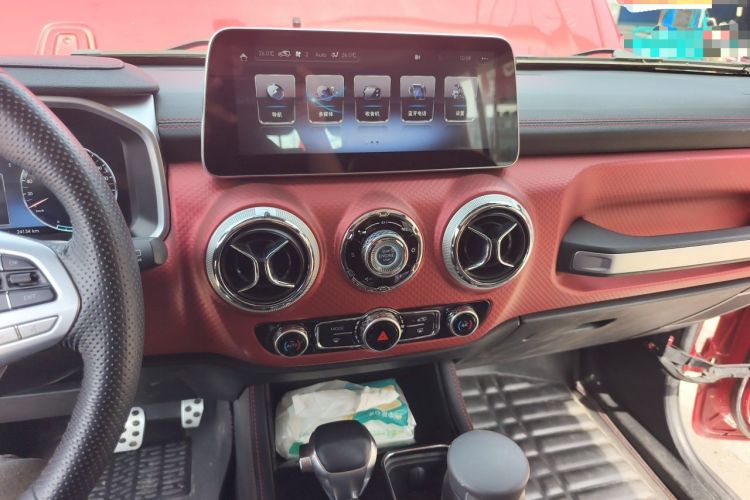 Used BAIC Off-Road BJ40 2019 2.3T Automatic Four-Wheel Drive Urban Hunter Edition Flagship Model China VI Emission Standard Audio And AC Panel