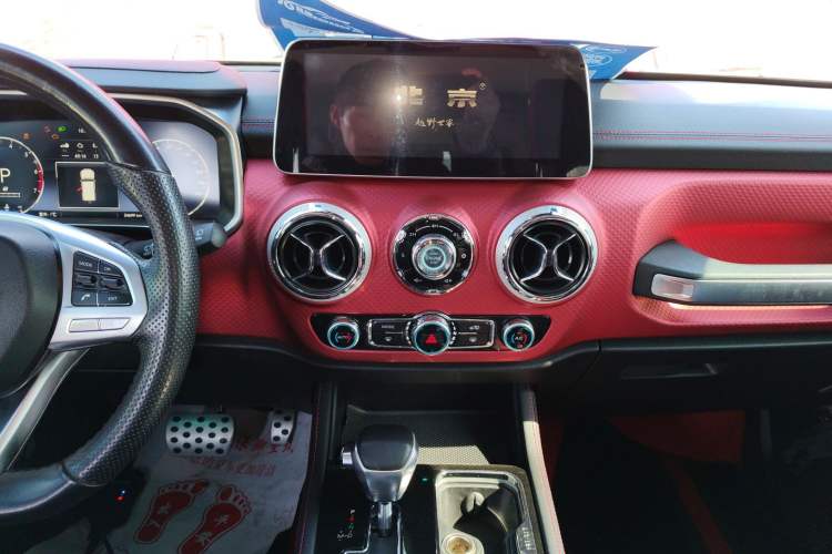 Used BAIC Off-Road BJ40 2019 PLUS 2.3T Automatic Four-Wheel Drive Premium Edition China VI Audio And AC Panel