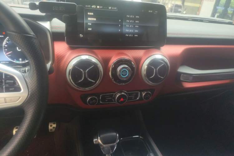 Used BAIC Off-Road BJ40 2019 PLUS 2.3T Automatic Four-Wheel Drive Flagship Edition China VI Emission Standard Audio And AC Panel
