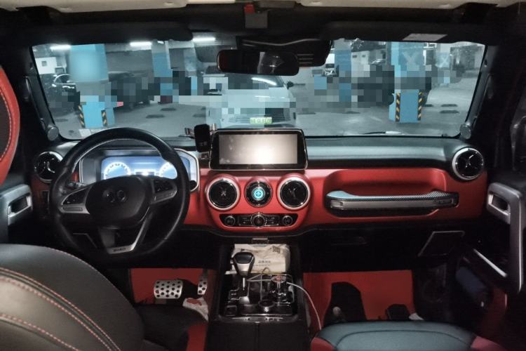 Used BAIC Off-Road BJ40 2019 PLUS 2.3T Automatic Four-Wheel Drive Premium Edition China VI Center Console