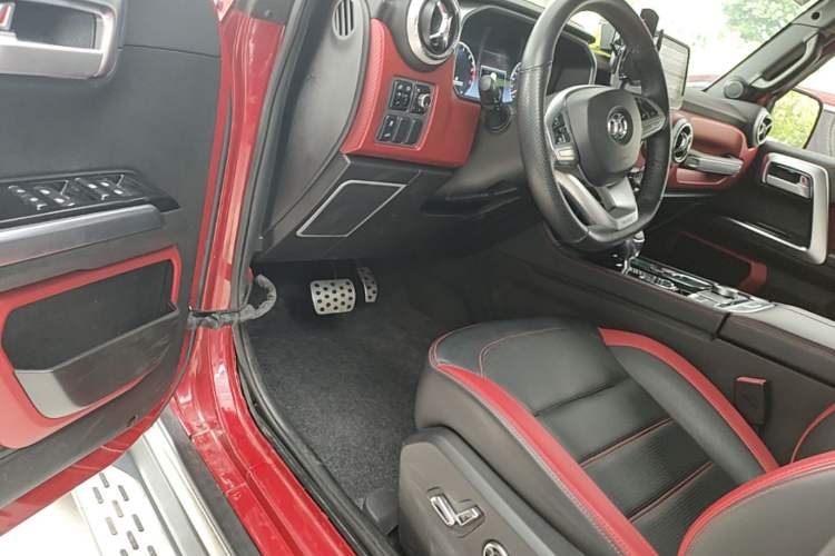 Used BAIC Off-Road BJ40 2019 PLUS 2.3T Automatic Four-Wheel Drive Premium Edition China VI Driver Seat