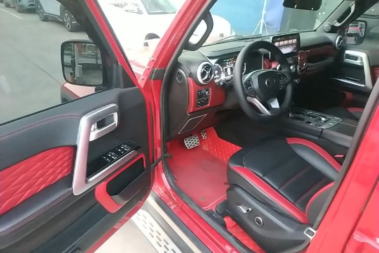 Used BAIC Off-Road BJ40 2019 Updated Version 2.0T Automatic All-Wheel Drive Urban Hunter Edition Premium China V Emission Standard Driver Seat