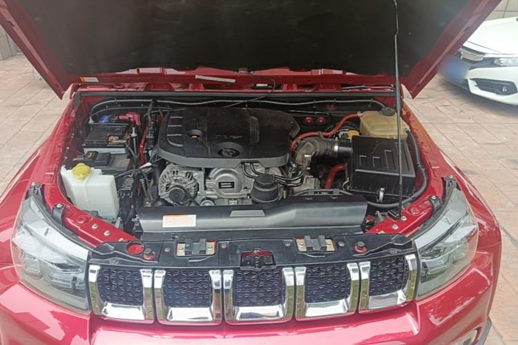 Used BAIC Off-Road BJ40 2019 PLUS 2.3T Automatic Four-Wheel Drive Premium Edition China VI Engine Bay