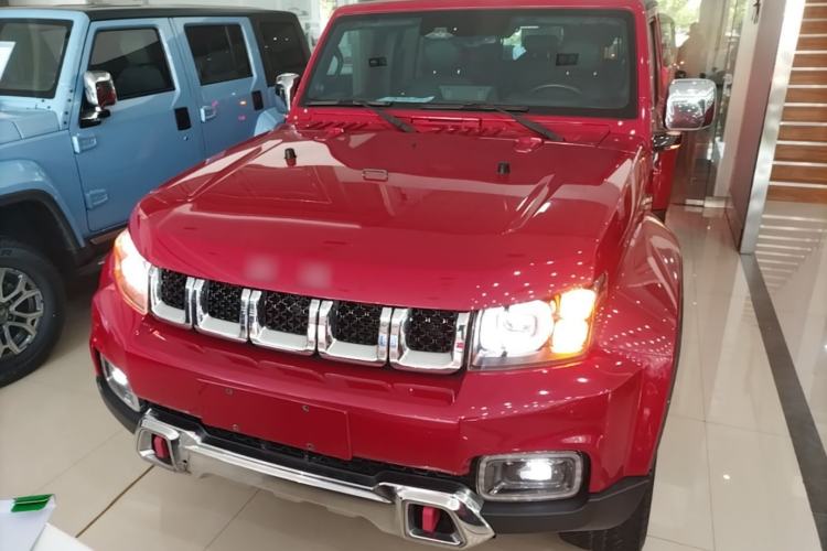 Used BAIC Off-Road BJ40 2019 PLUS 2.3T Automatic Four-Wheel Drive Flagship Edition China VI Emission Standard Front