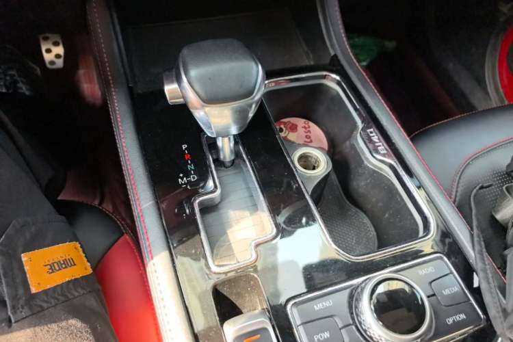 Used BAIC Off-Road BJ40 2019 2.0T Automatic Four-Wheel Drive Urban Hunter Edition Premium Model China V Emission Standard Gear Lever