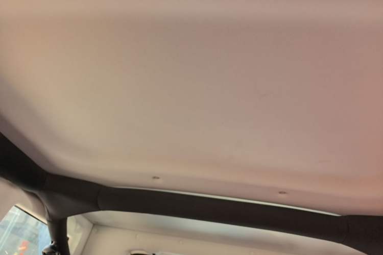 Used BAIC Off-Road BJ40 2019 2.0T Automatic Four-Wheel Drive Urban Hunter Edition Premium Model China V Emission Standard Headliner