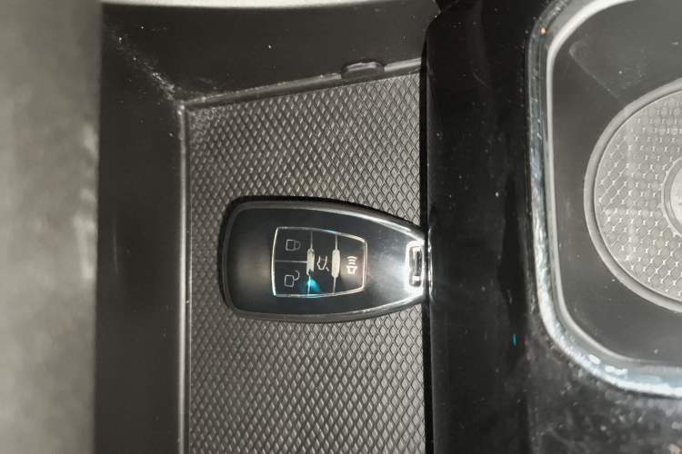 Used BAIC Off-Road BJ40 2019 PLUS 2.3T Automatic Four-Wheel Drive Premium Edition China VI Interior 1