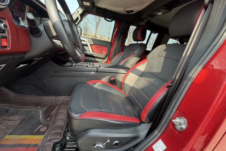Used BAIC Off-Road BJ40 2019 2.3T Automatic Four-Wheel Drive Urban Hunter Edition Flagship Model China VI Emission Standard Interior 3