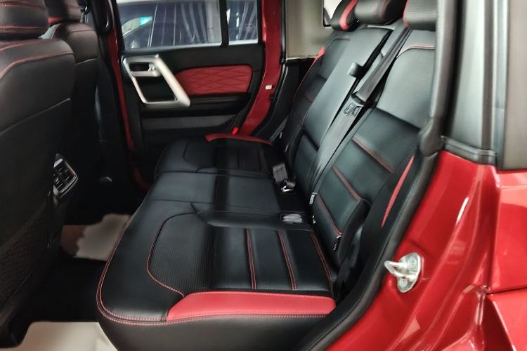 Used BAIC Off-Road BJ40 2019 PLUS 2.3T Automatic Four-Wheel Drive Premium Edition China VI Interior 3