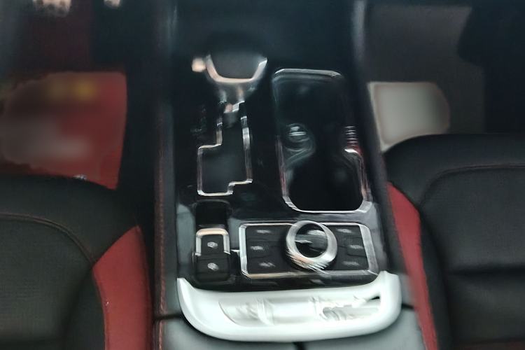 Used BAIC Off-Road BJ40 2019 PLUS 2.3T Automatic Four-Wheel Drive Premium Edition China VI Interior 4