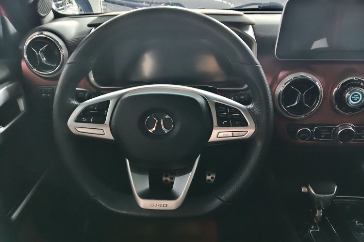 Used BAIC Off-Road BJ40 2019 PLUS 2.3T Automatic Four-Wheel Drive Premium Edition China VI Interior 5