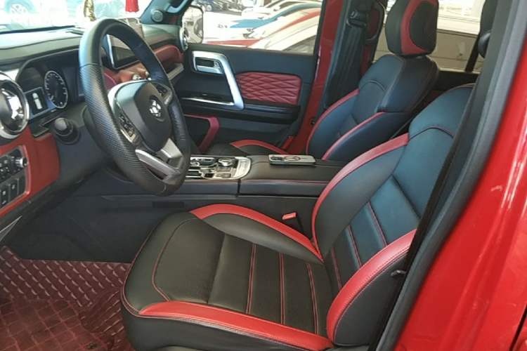 Used BAIC Off-Road BJ40 2019 2.3T Automatic Four-Wheel Drive Urban Hunter Edition Premium Model China VI Emission Standard Left Front Seat