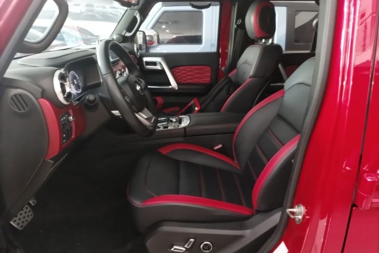 Used BAIC Off-Road BJ40 2019 PLUS 2.3T Automatic Four-Wheel Drive Flagship Edition China VI Emission Standard Left Front Seat