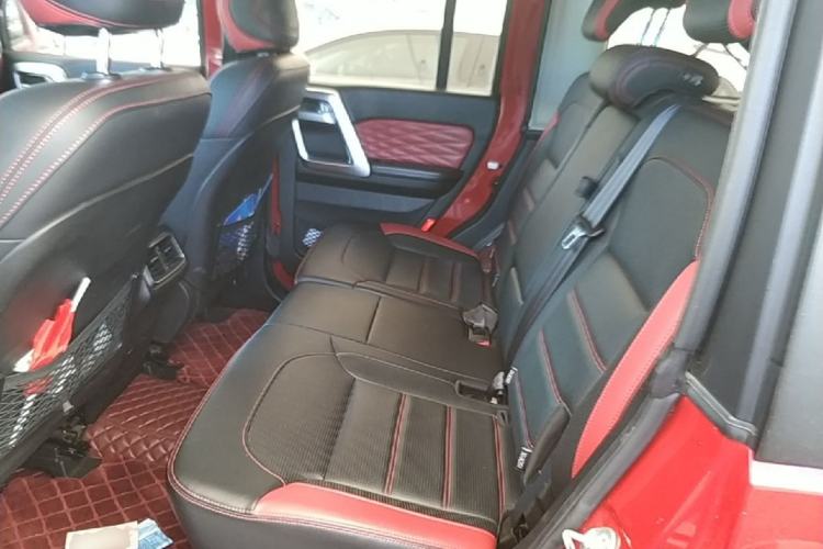 Used BAIC Off-Road BJ40 2019 2.3T Automatic Four-Wheel Drive Urban Hunter Edition Premium Model China VI Emission Standard Left Rear Seat