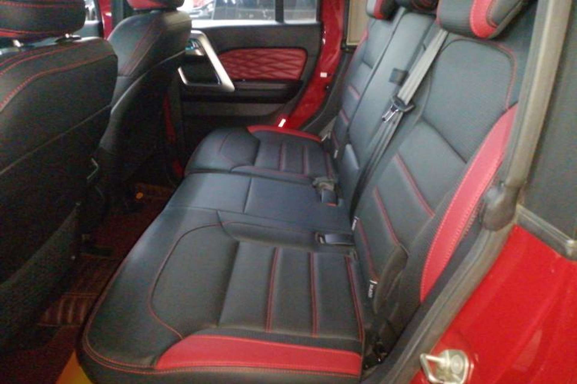 Used BAIC Off-Road BJ40 2019 Updated Version 2.0T Automatic All-Wheel Drive Urban Hunter Edition Premium China V Emission Standard Left Rear Seat