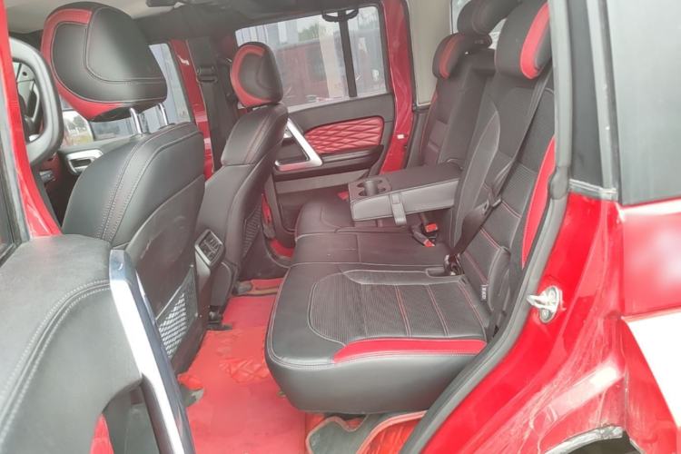 Used BAIC Off-Road BJ40 2019 2.3T Automatic Four-Wheel Drive Urban Hunter Edition Premium Model China VI Emission Standard Left Rear Seat