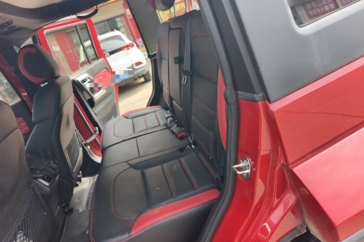 Used BAIC Off-Road BJ40 2019 2.3T Automatic Four-Wheel Drive Urban Hunter Edition Flagship Model China VI Emission Standard Left Rear Seat